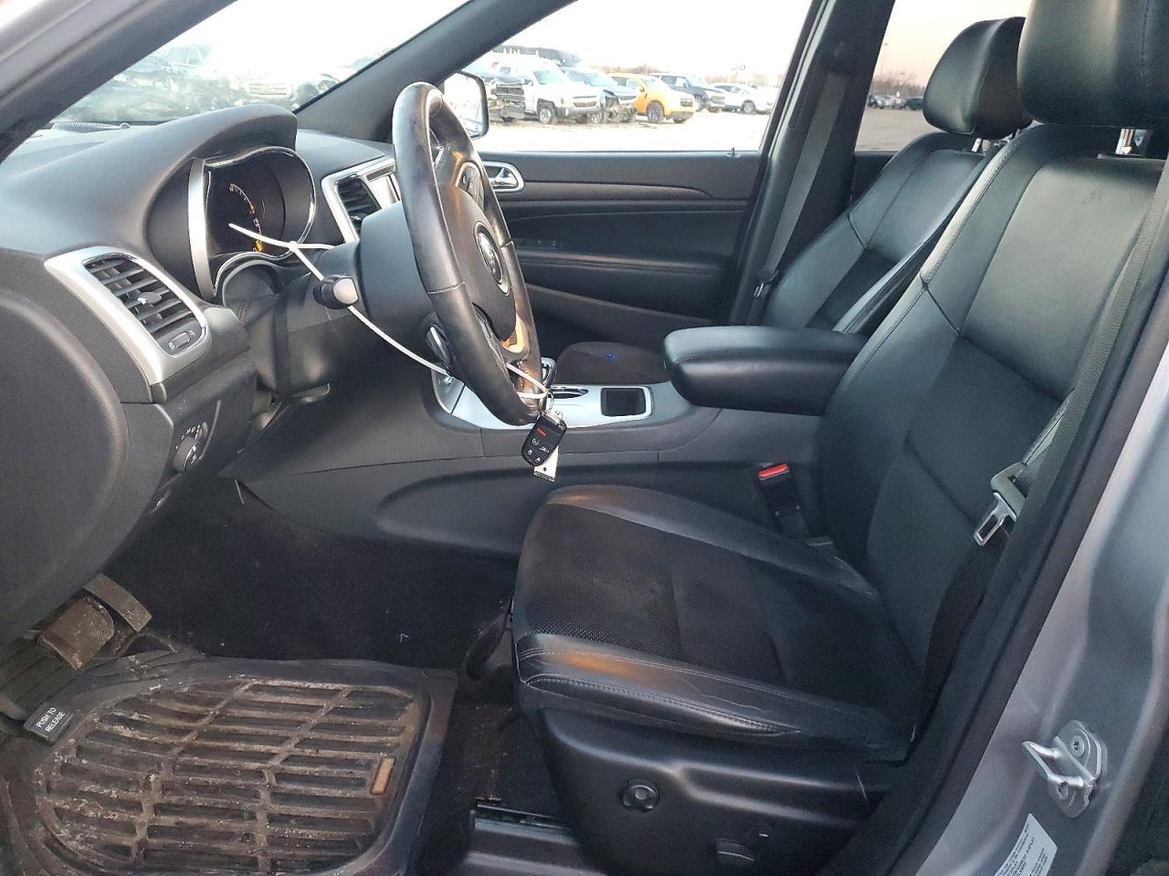 2015 Jeep Grand Cherokee Laredo - Image 7