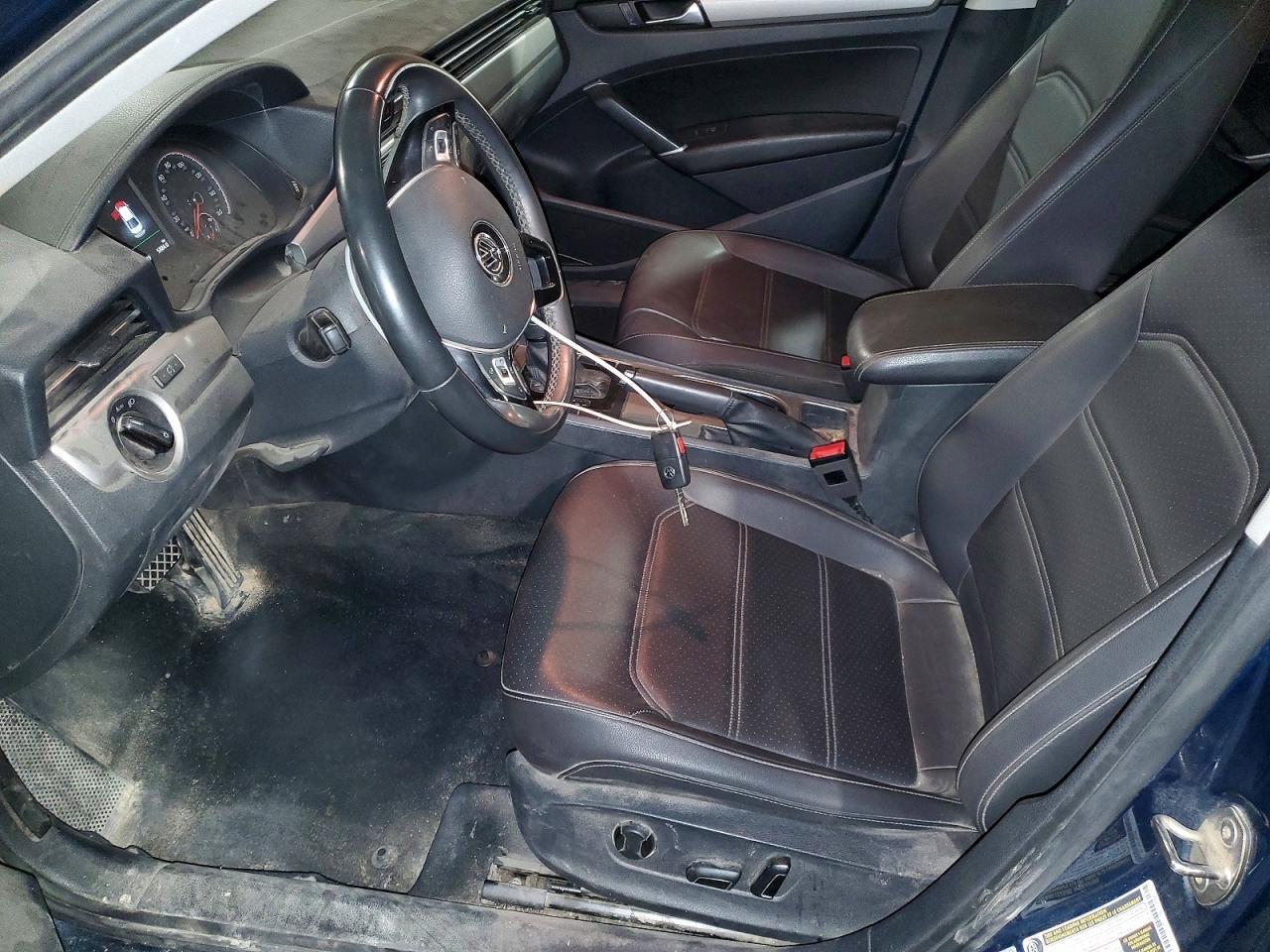 2022 Volkswagen Passat Se - Image 7