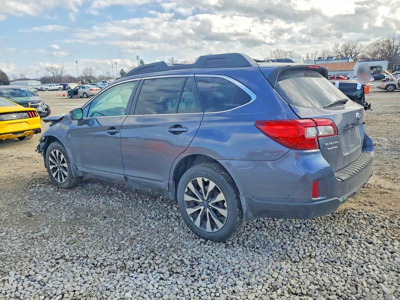 2015 Subaru Outback 2.5I Limited - Фото 2