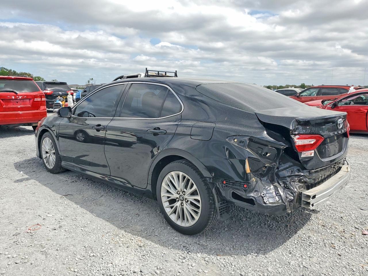 2018 Toyota Camry Xle - Фото 2