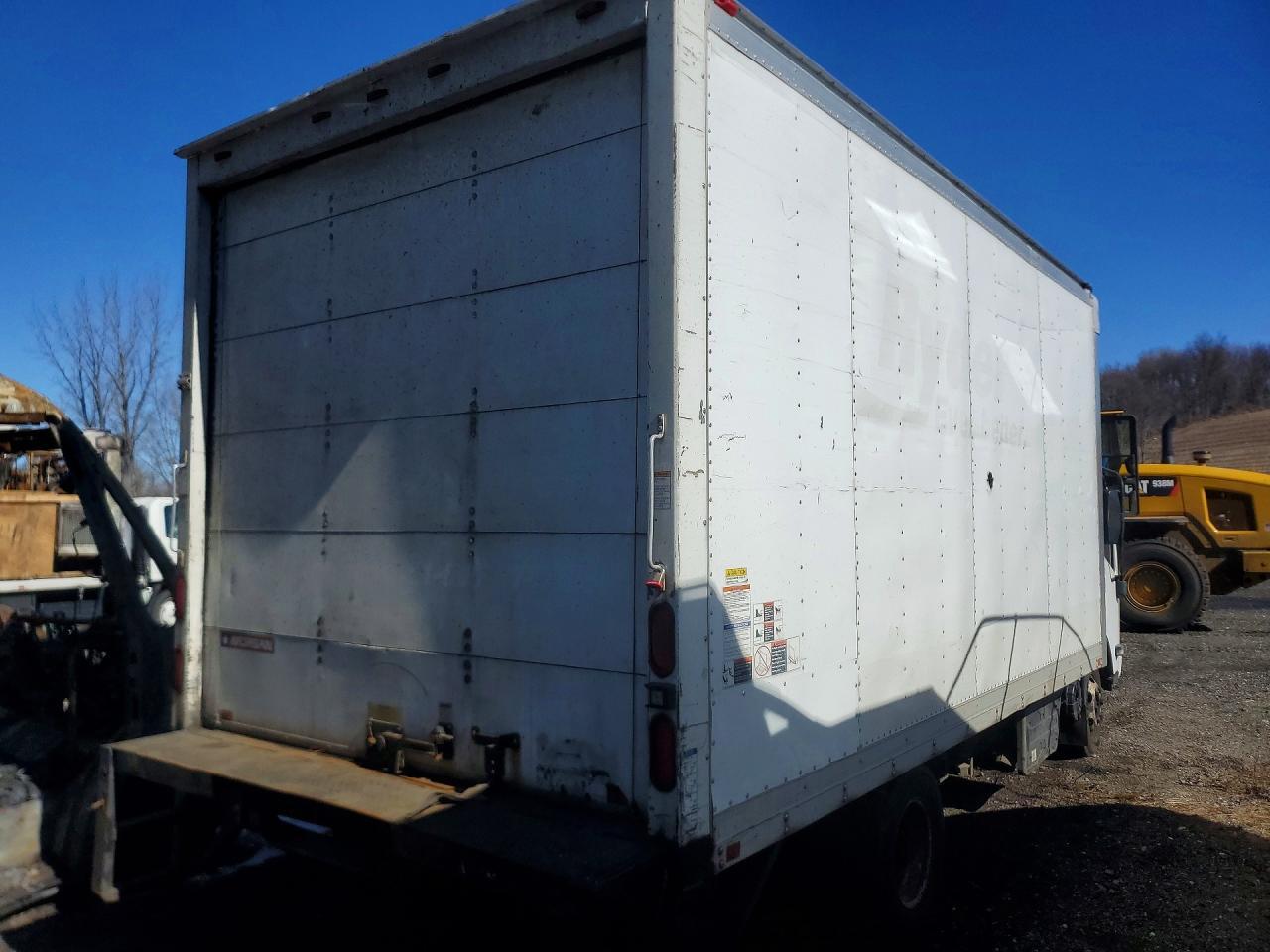 2013 Isuzu Npr Hd Box Truck - Фото 3