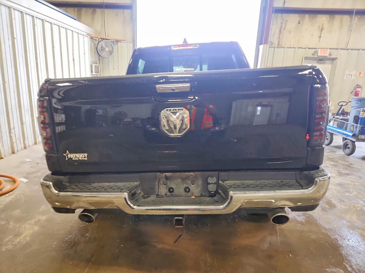 2022 Ram 1500 Laramie - Фото 6