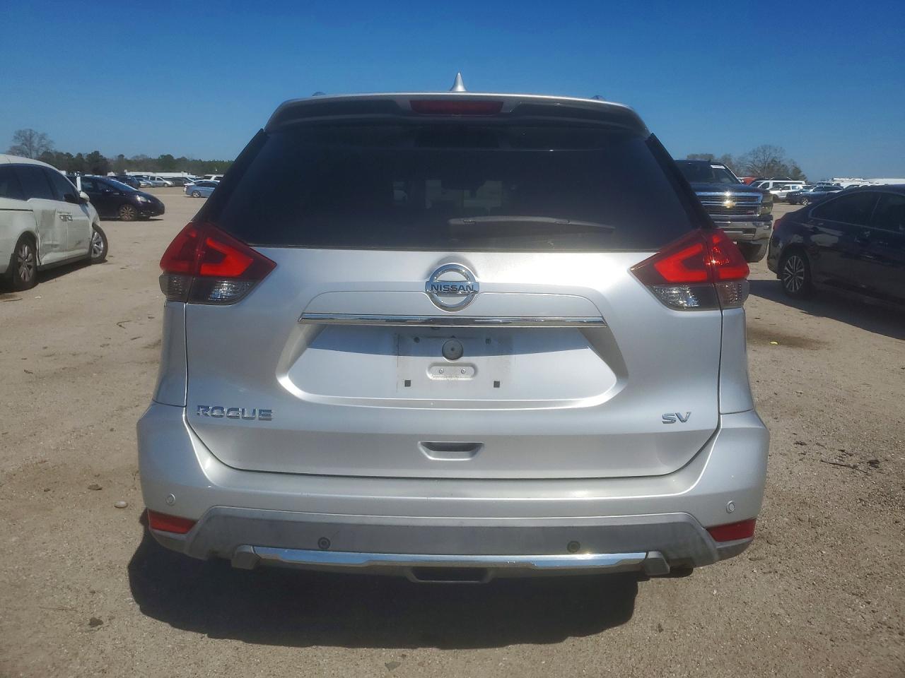 2019 Nissan Rogue Sv - Image 6
