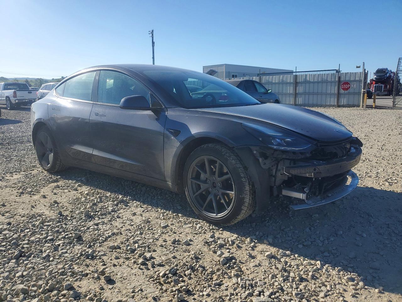 2021 Tesla Model 3 - Фото 4