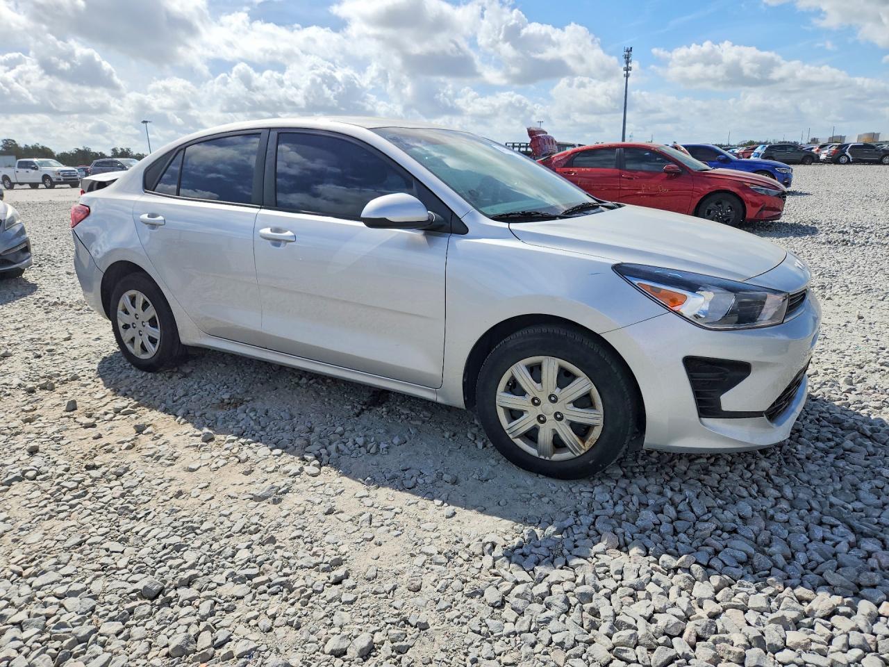 2023 Kia Rio S - Фото 4