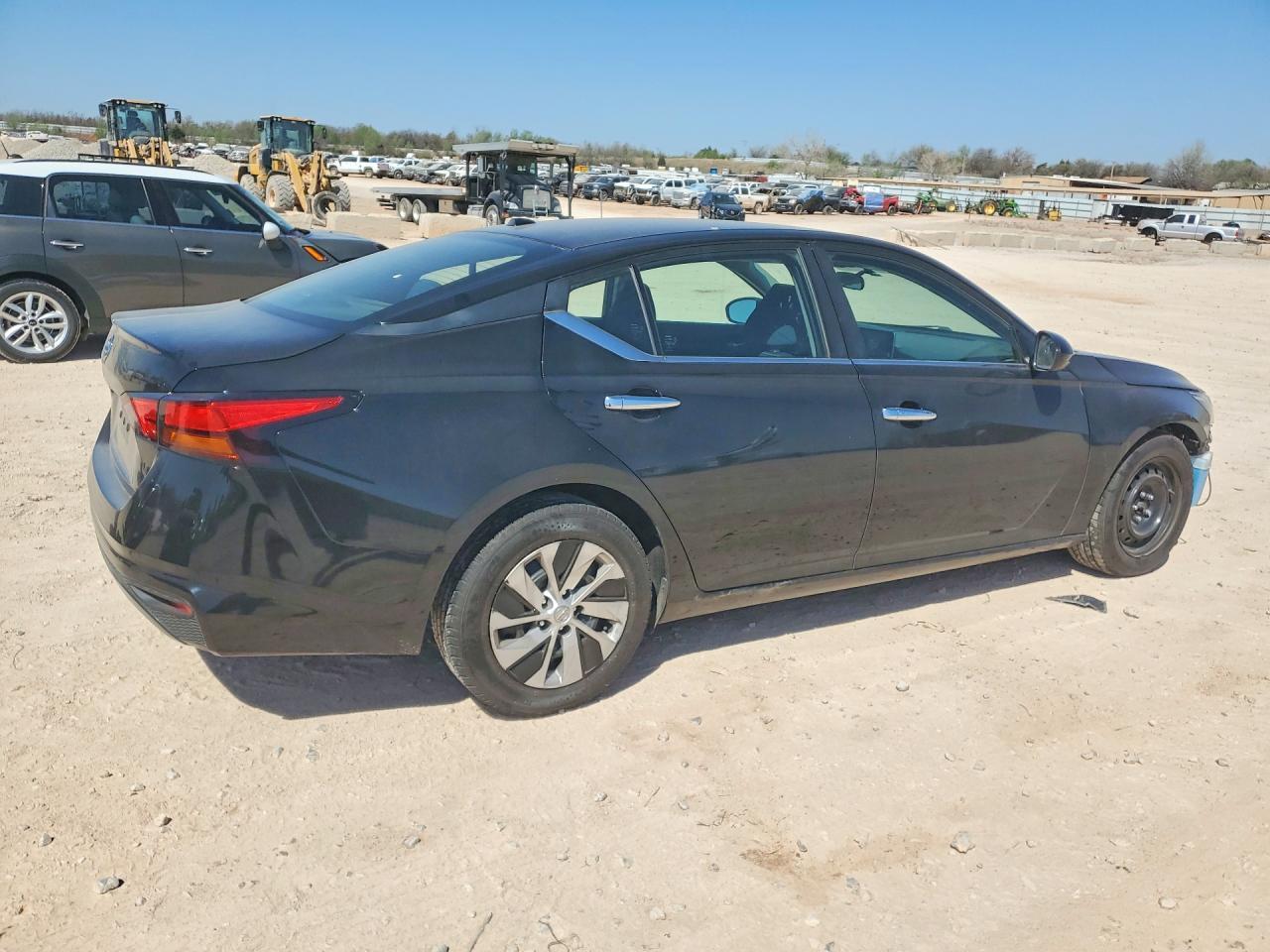 2019 Nissan Altima 2.5 S - Image 3