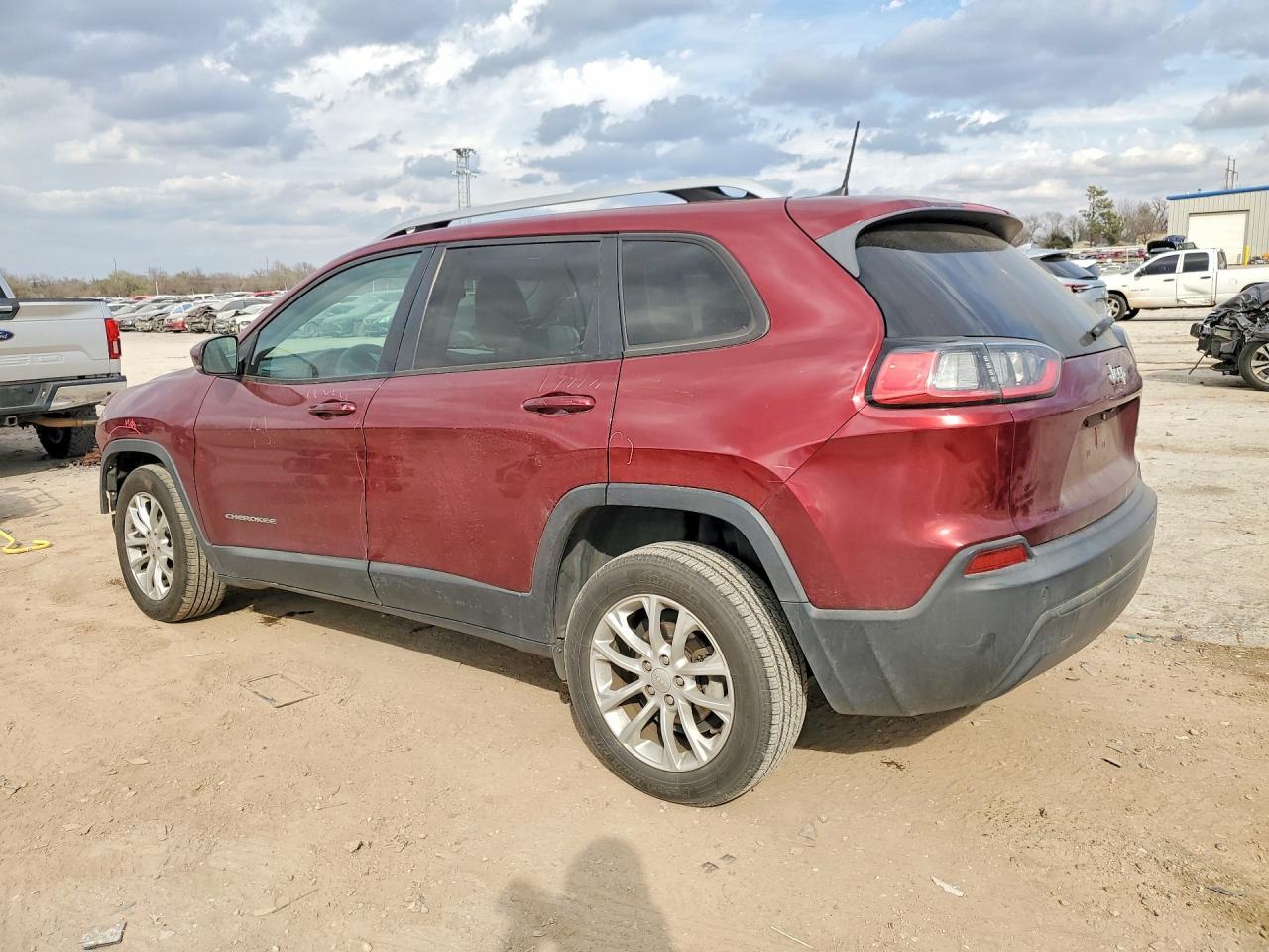 2020 Jeep Cherokee Latitude - Фото 2