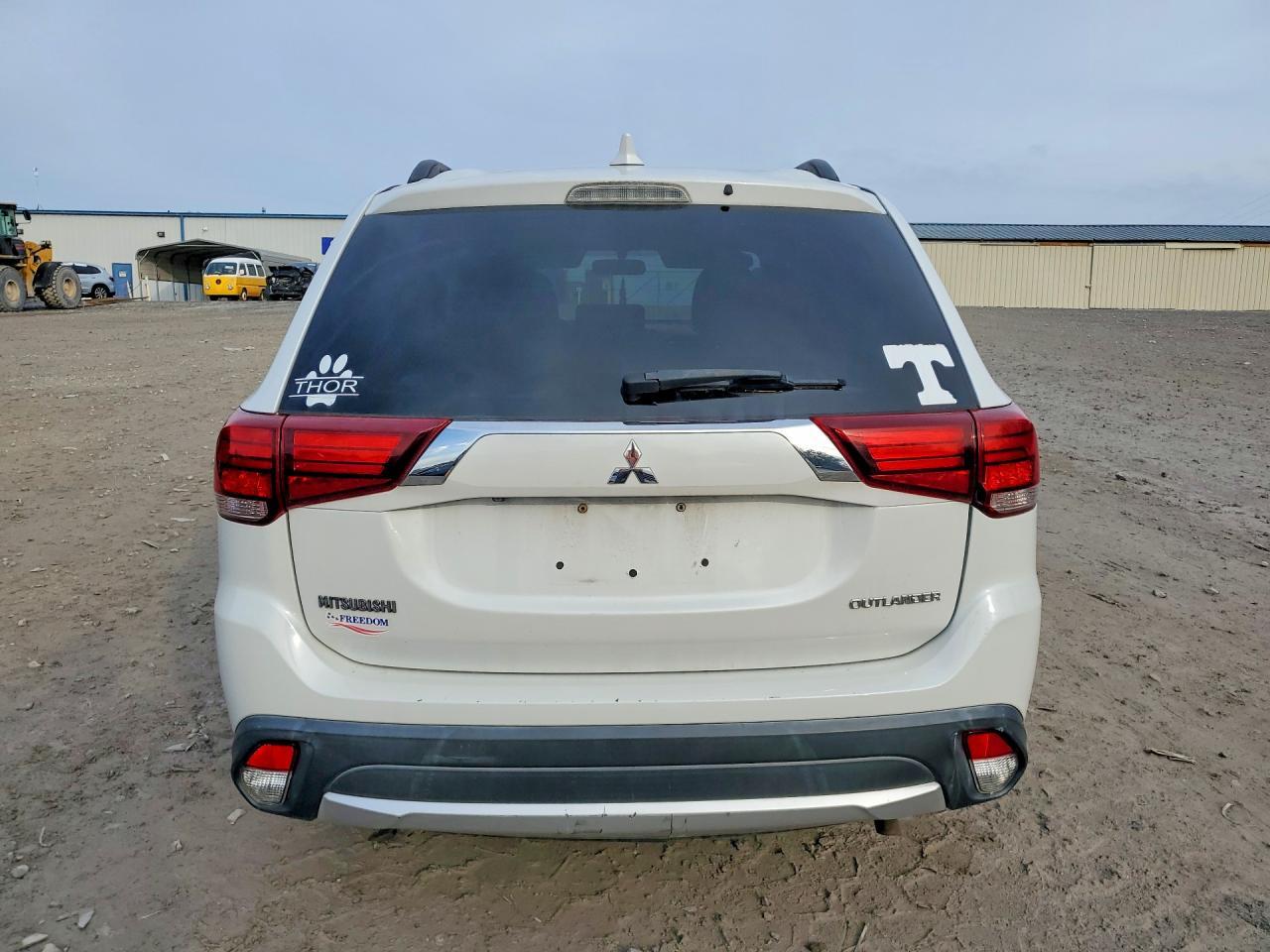2017 Mitsubishi Outlander Es - Фото 6