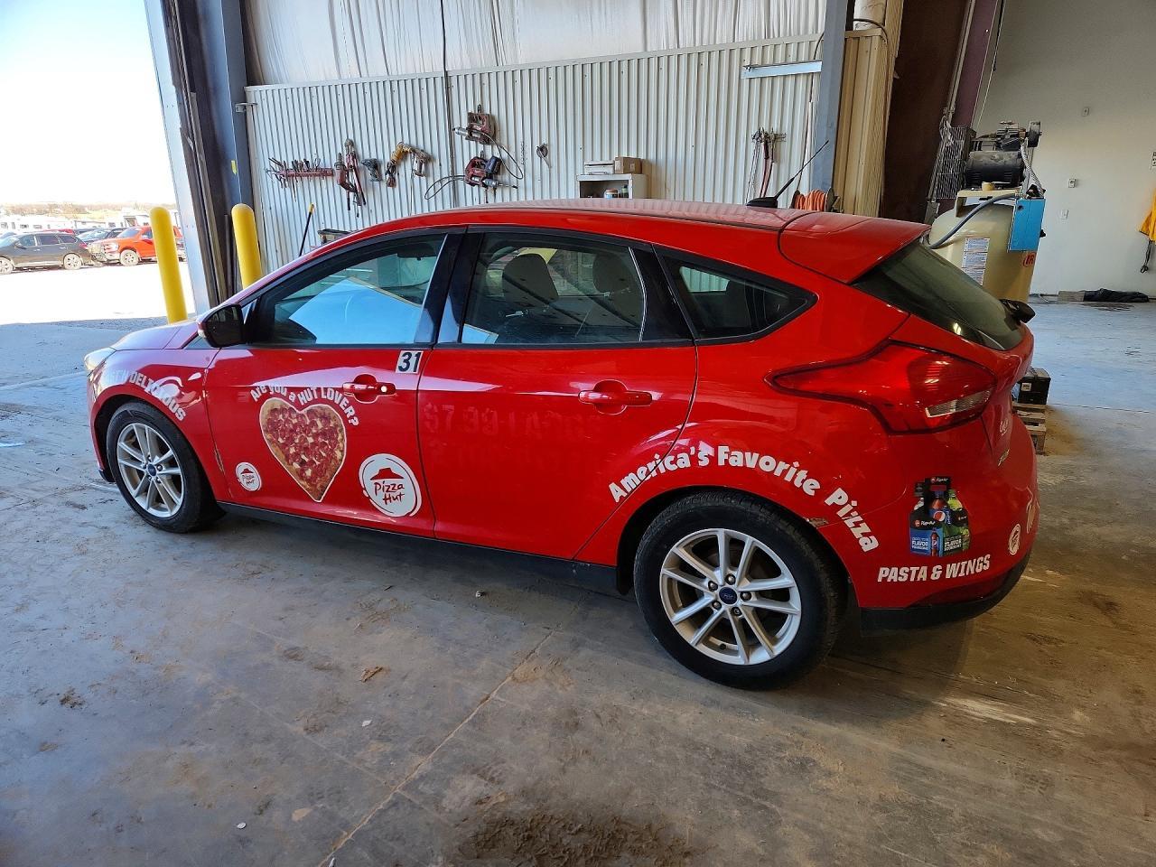 2016 Ford Focus Se - Image 2