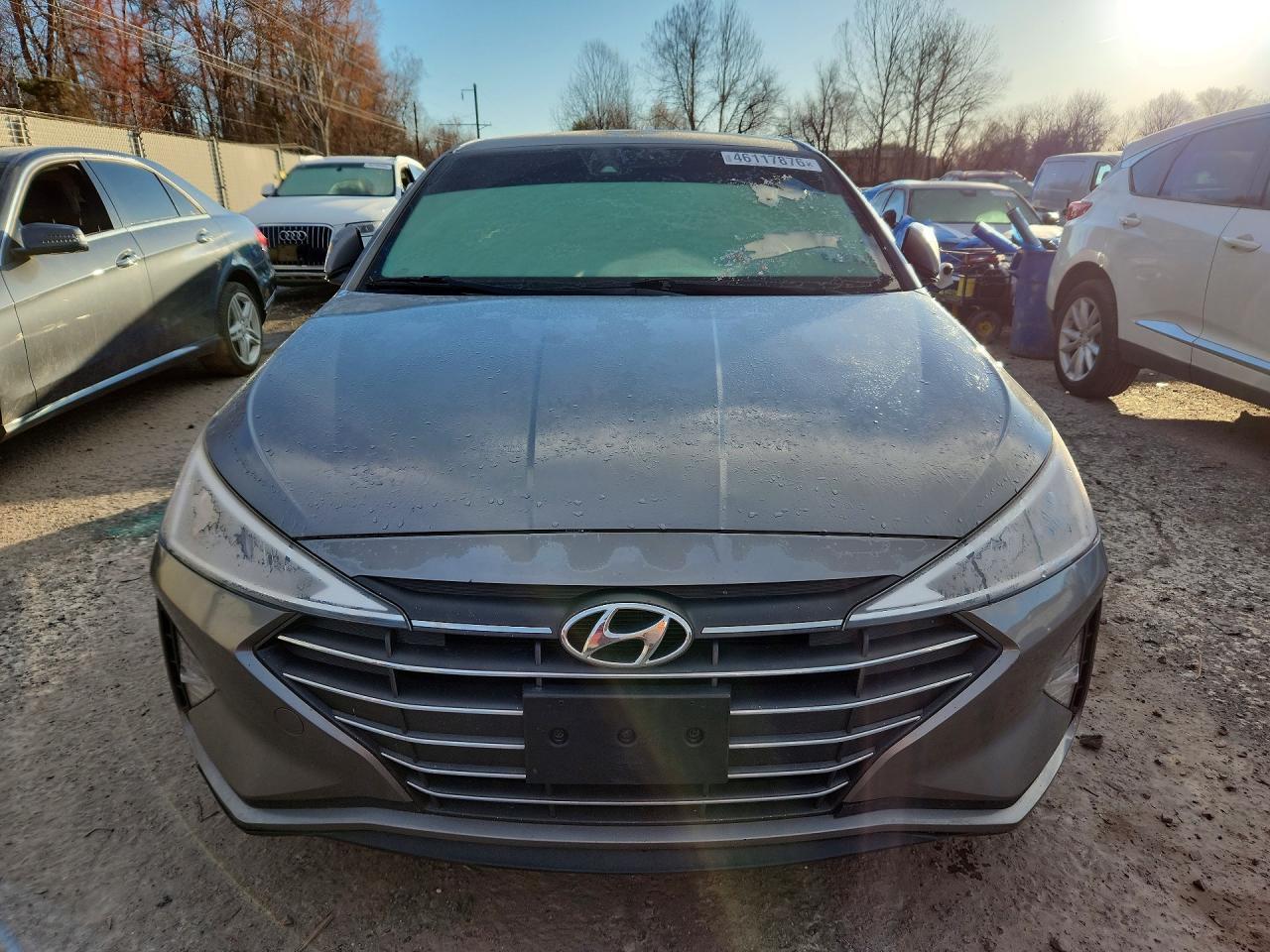 2020 Hyundai Elantra Se - Image 5