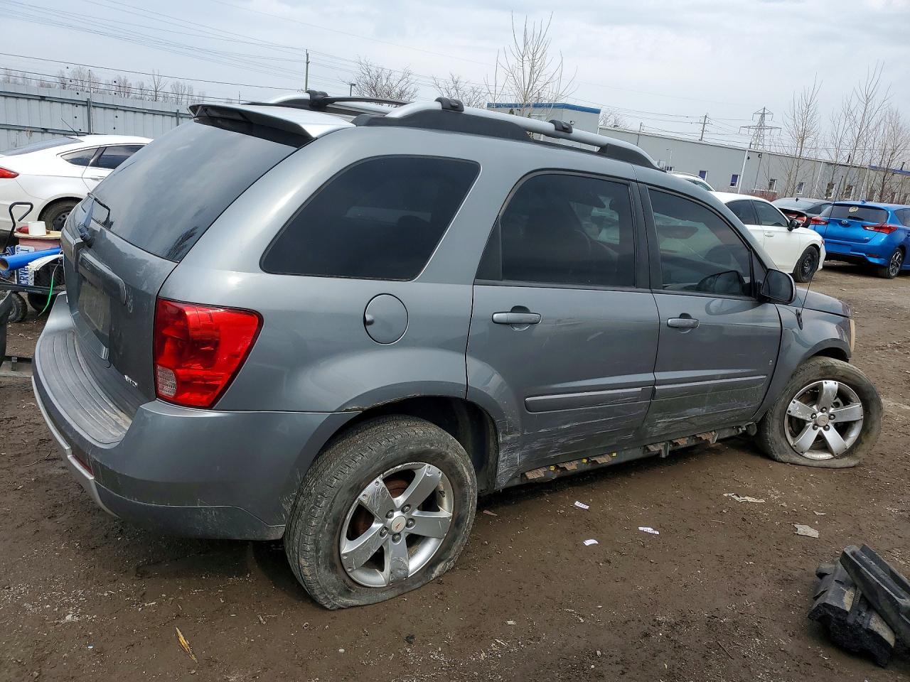 2006 Pontiac Torrent - Image 3