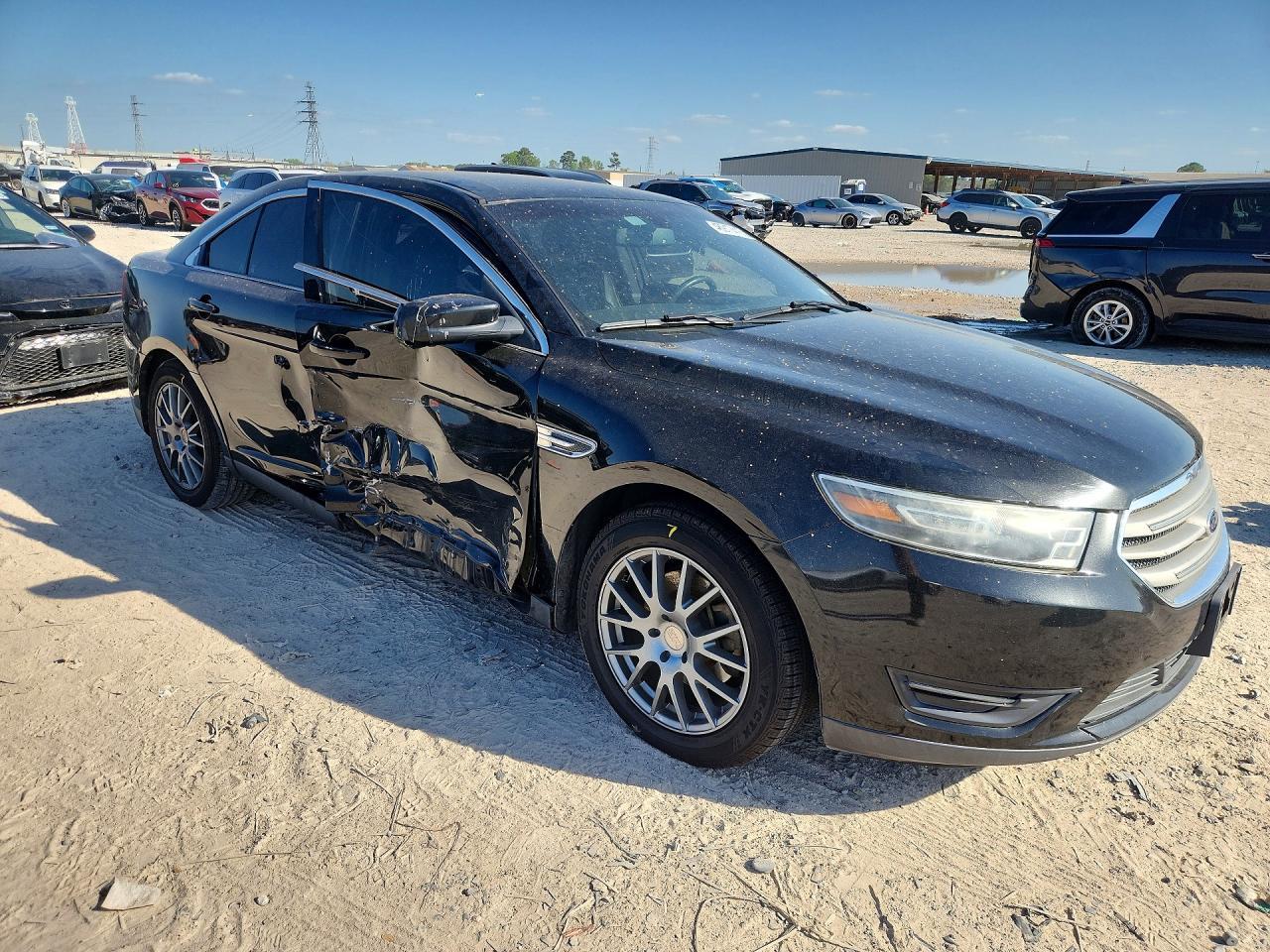 2015 Ford Taurus Sel - Image 4