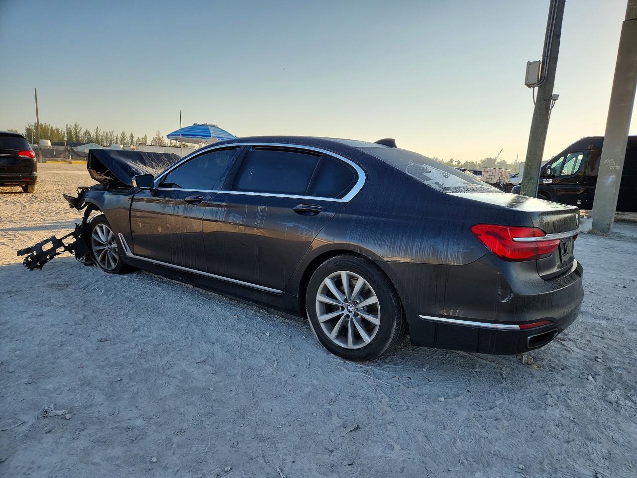 2018 BMW 740 I - Image 2
