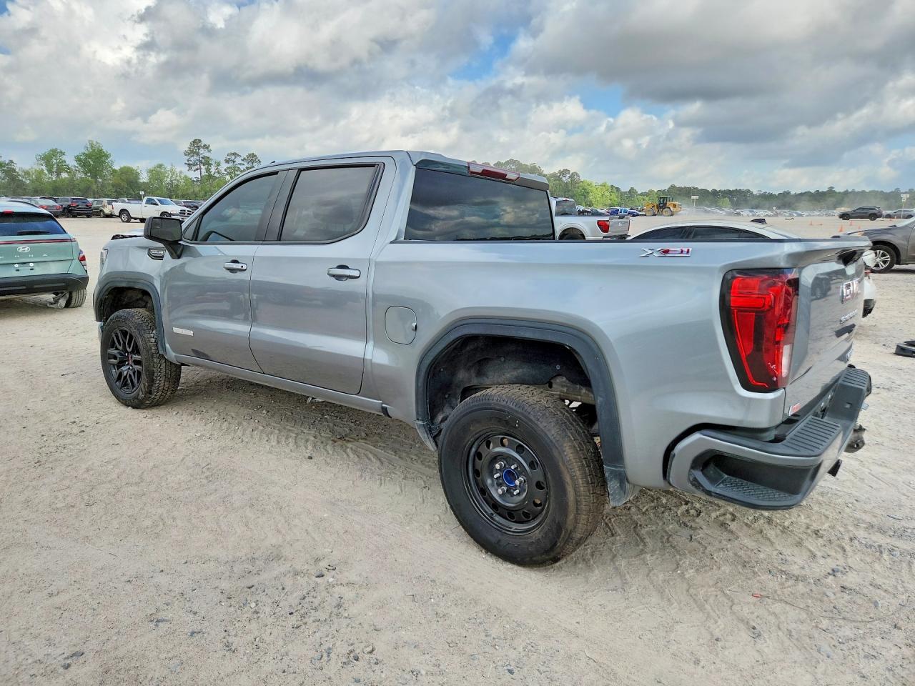 2023 GMC Sierra K1500 Elevation - Фото 2