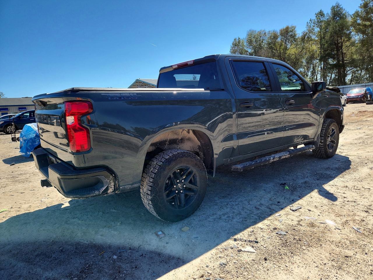 2025 Chevrolet Silverado K1500 Trail Boss Custom - Image 3