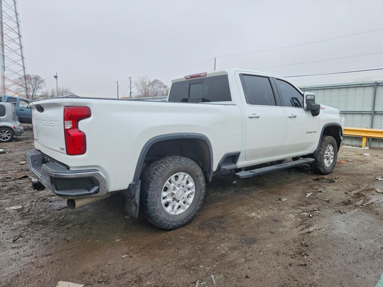 2020 Chevrolet Silverado - Фото 3