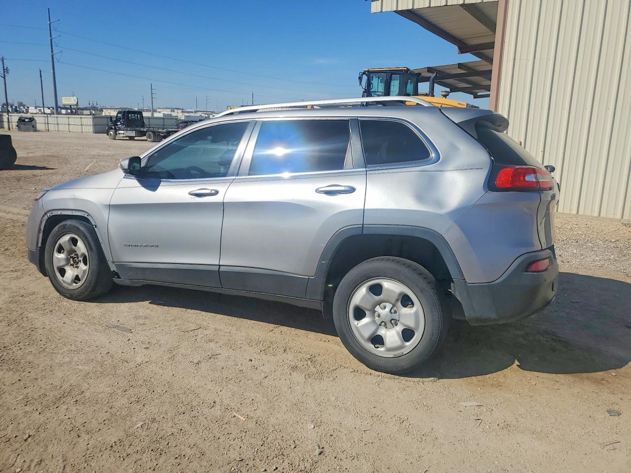 2017 Jeep Cherokee Latitude - Фото 2