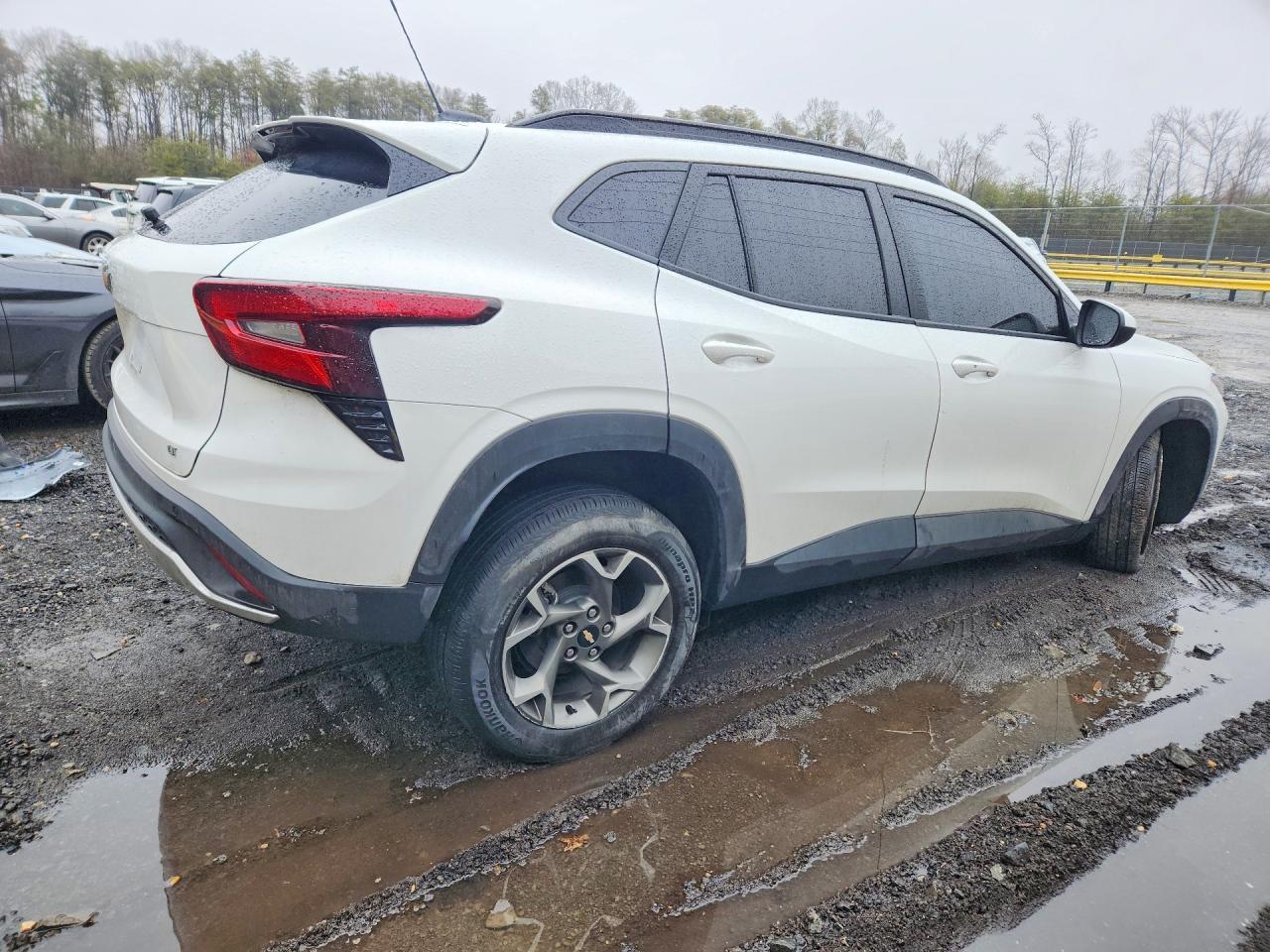 2025 Chevrolet Trax 1Lt - Фото 3