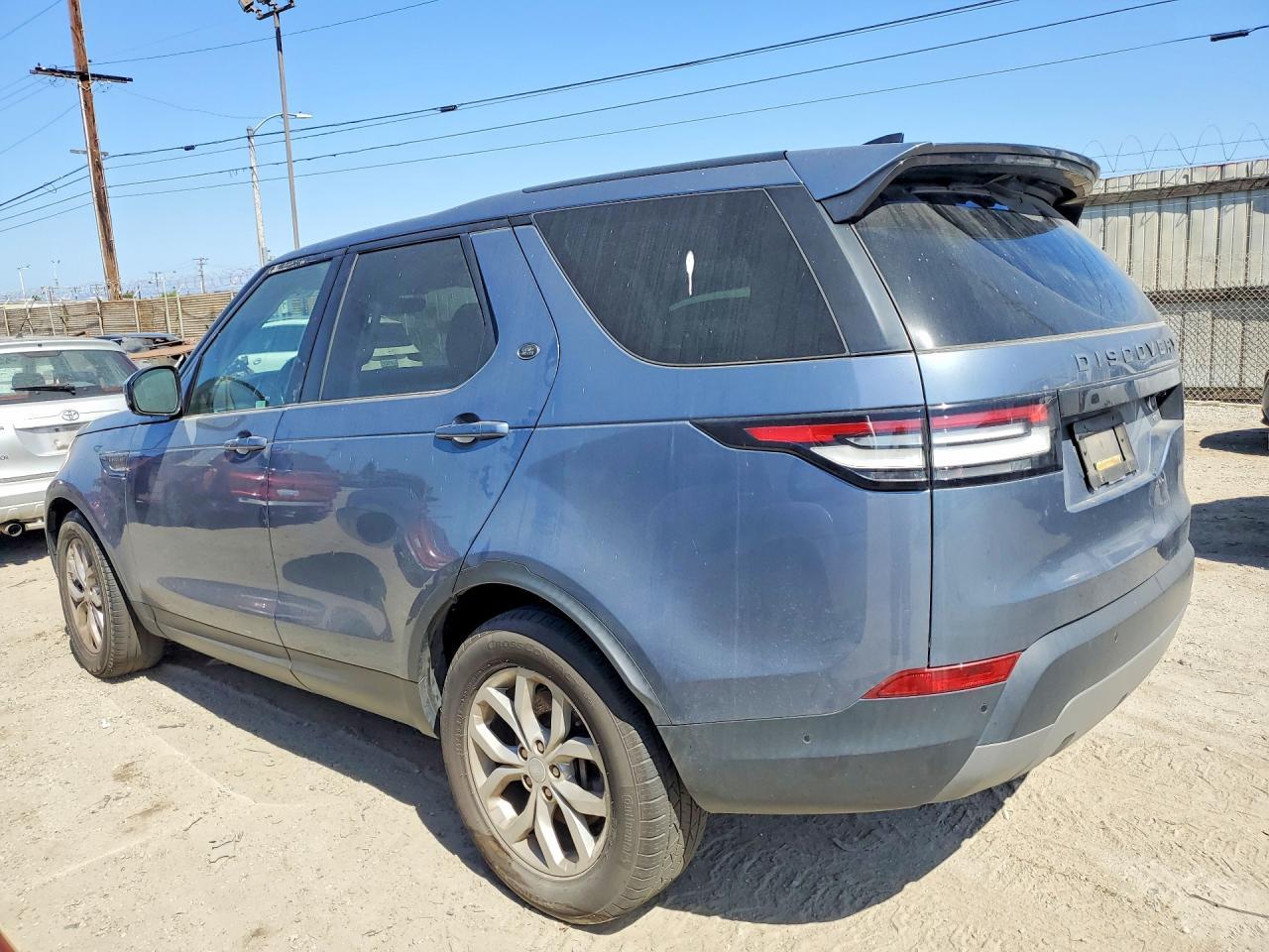 2020 Land Rover Discovery Se - Image 2