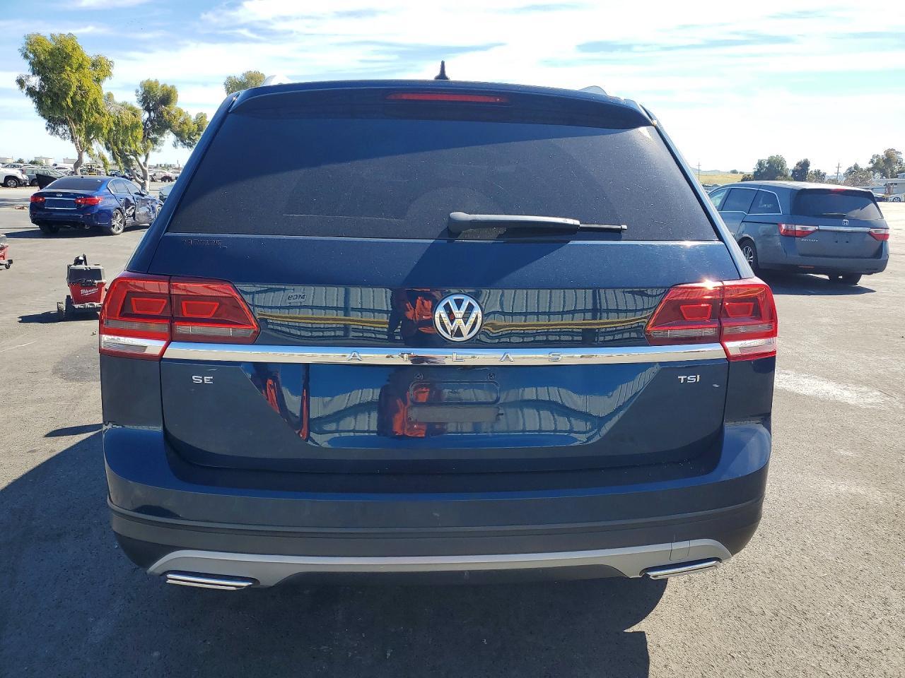 2018 Volkswagen Atlas Se - Фото 6