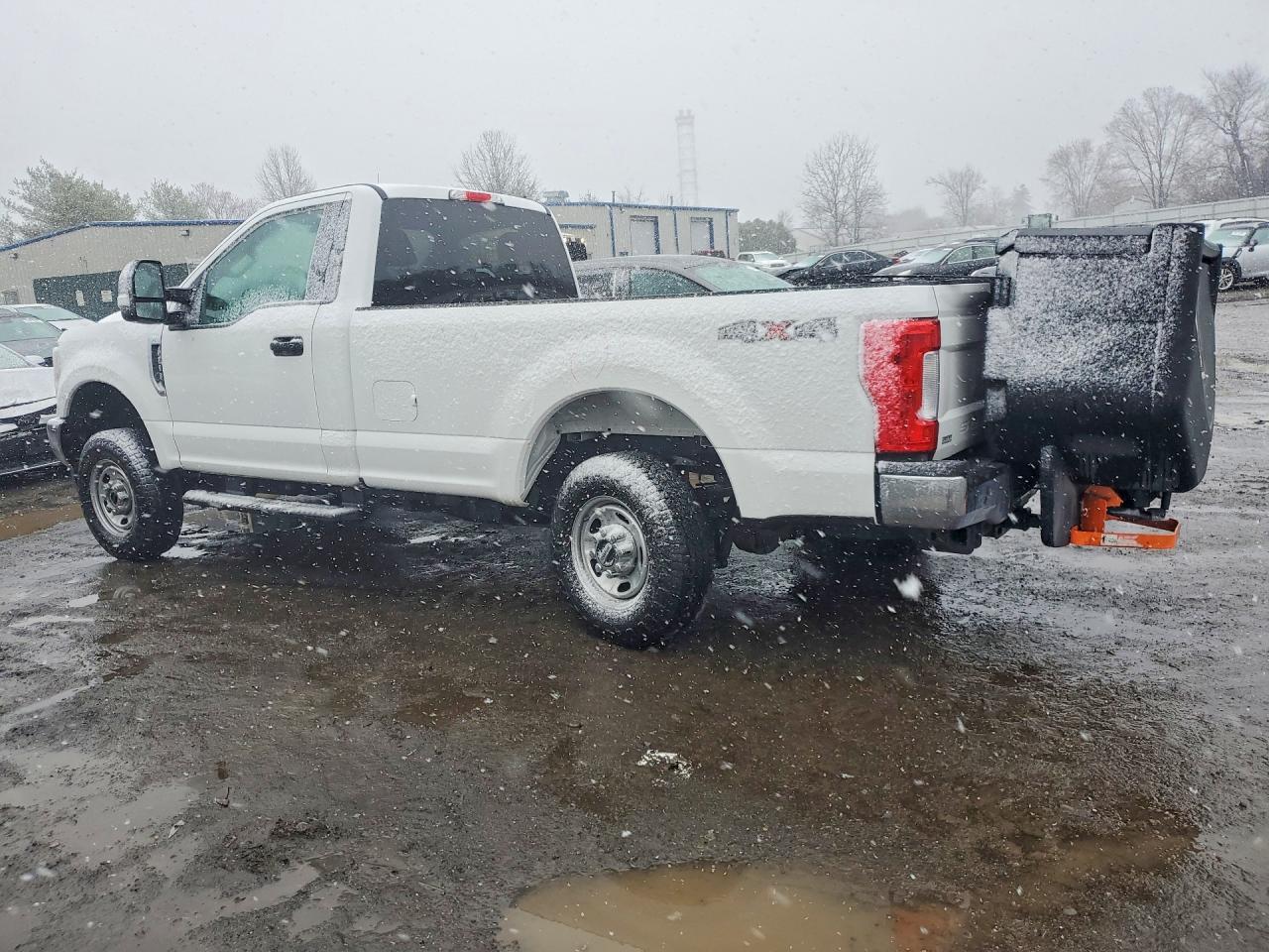 2019 Ford F250 Super Duty - Фото 2