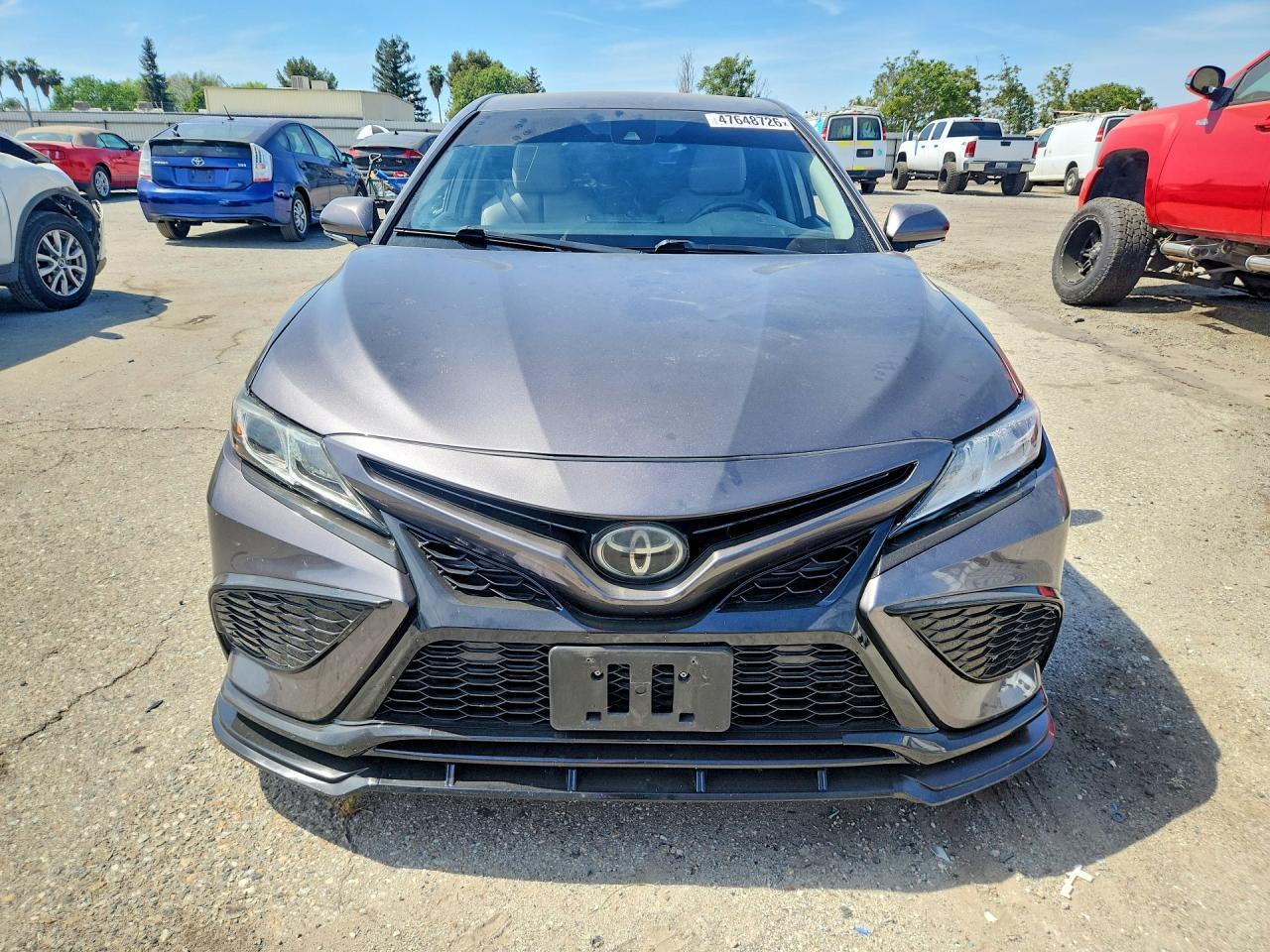 2022 Toyota Camry Se - Image 5