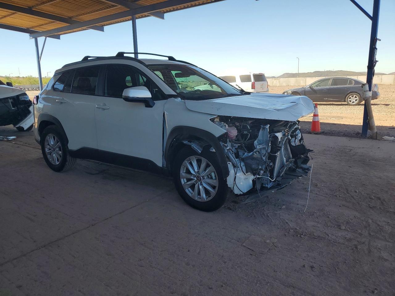 2023 Toyota Corolla Cross Le - Фото 4