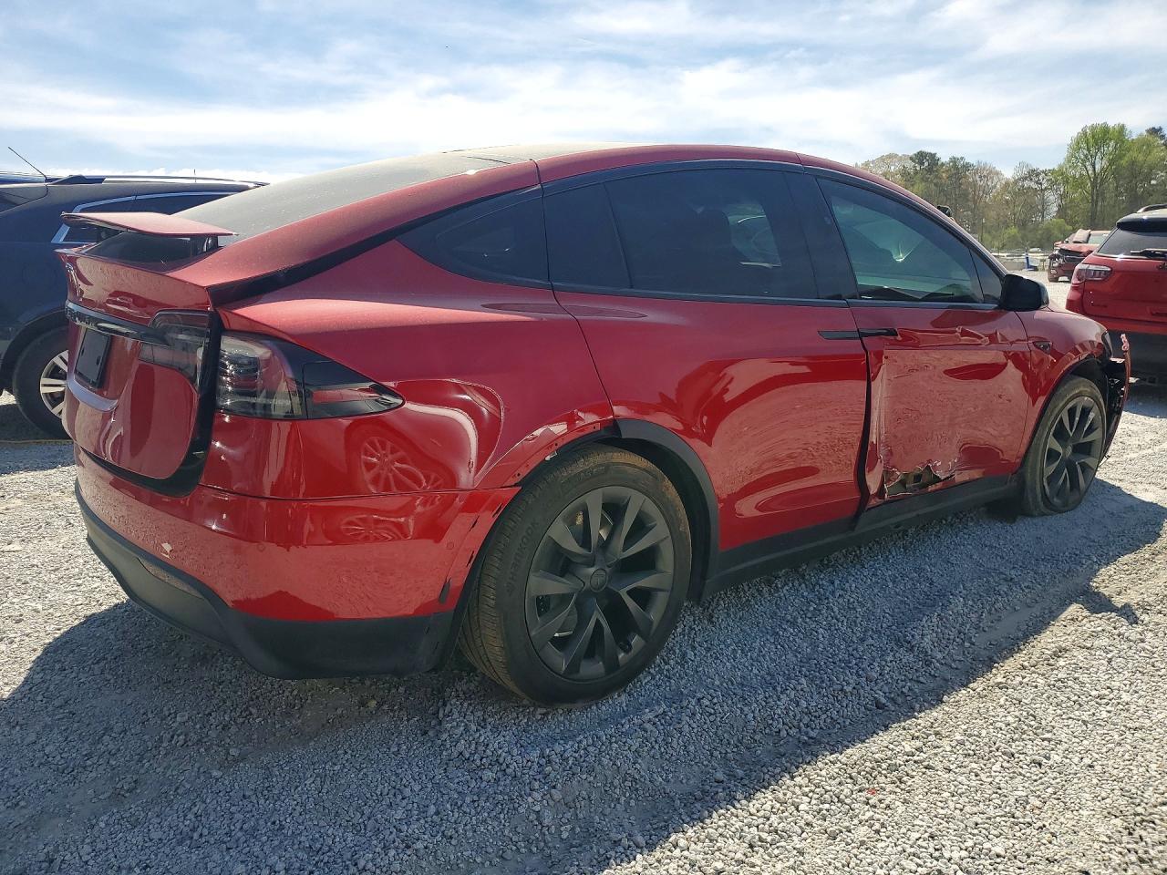 2022 Tesla Model X - Фото 3