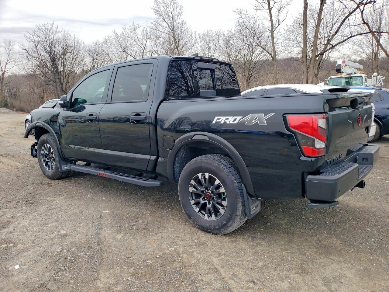 2024 Nissan Titan Pro-4X - Image 2