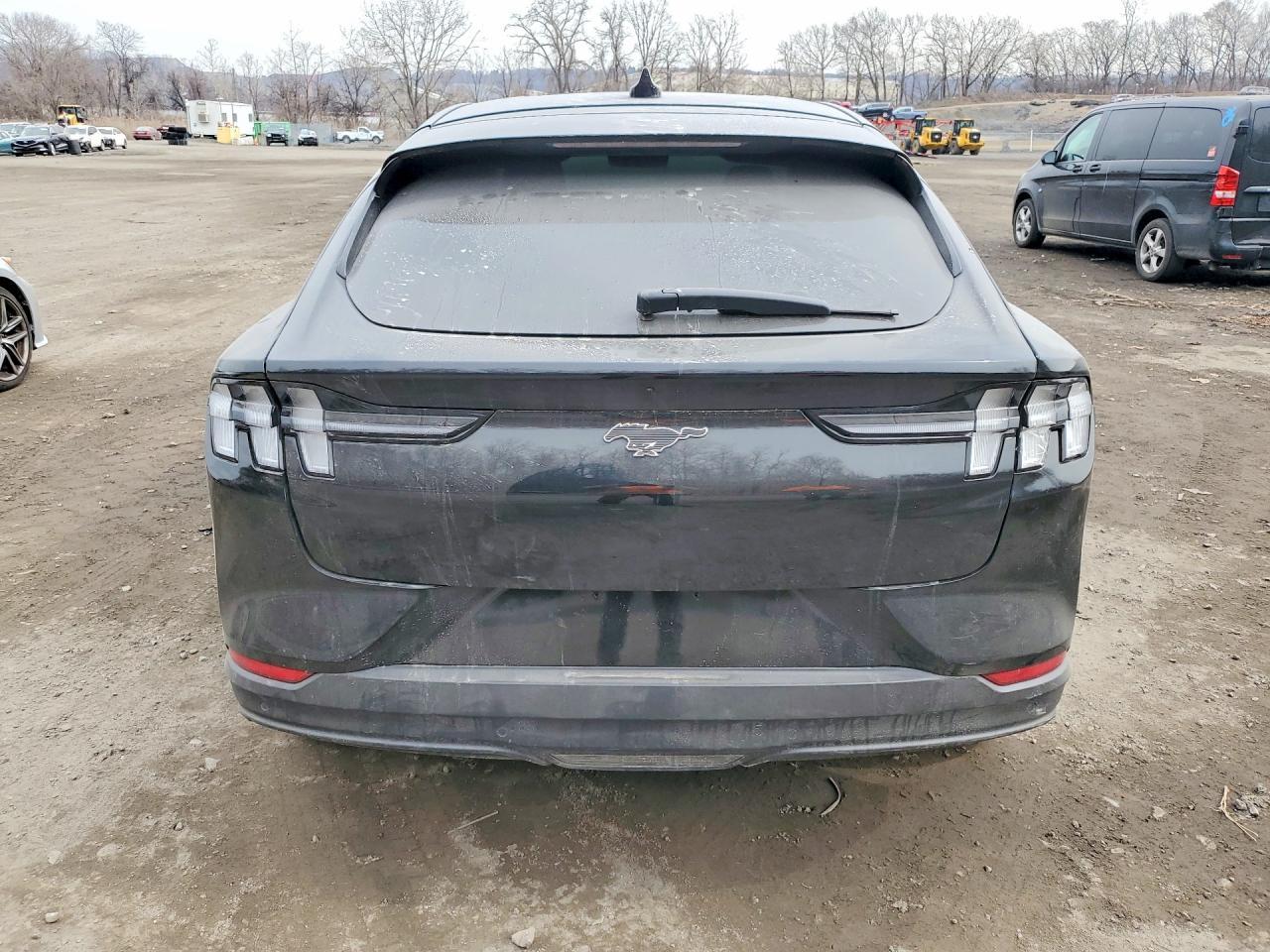 2021 Ford Mustang Mach-E Select - Фото 6