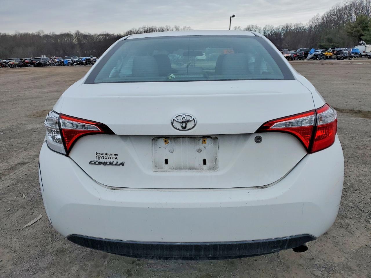 2015 Toyota Corolla L - Фото 6