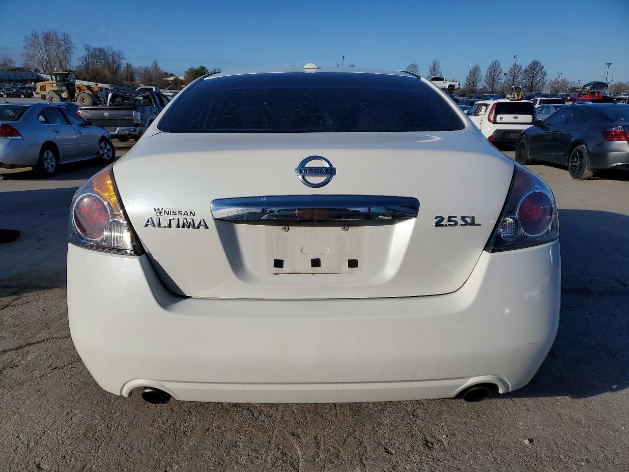 2011 Nissan Altima 2.5 - Фото 6