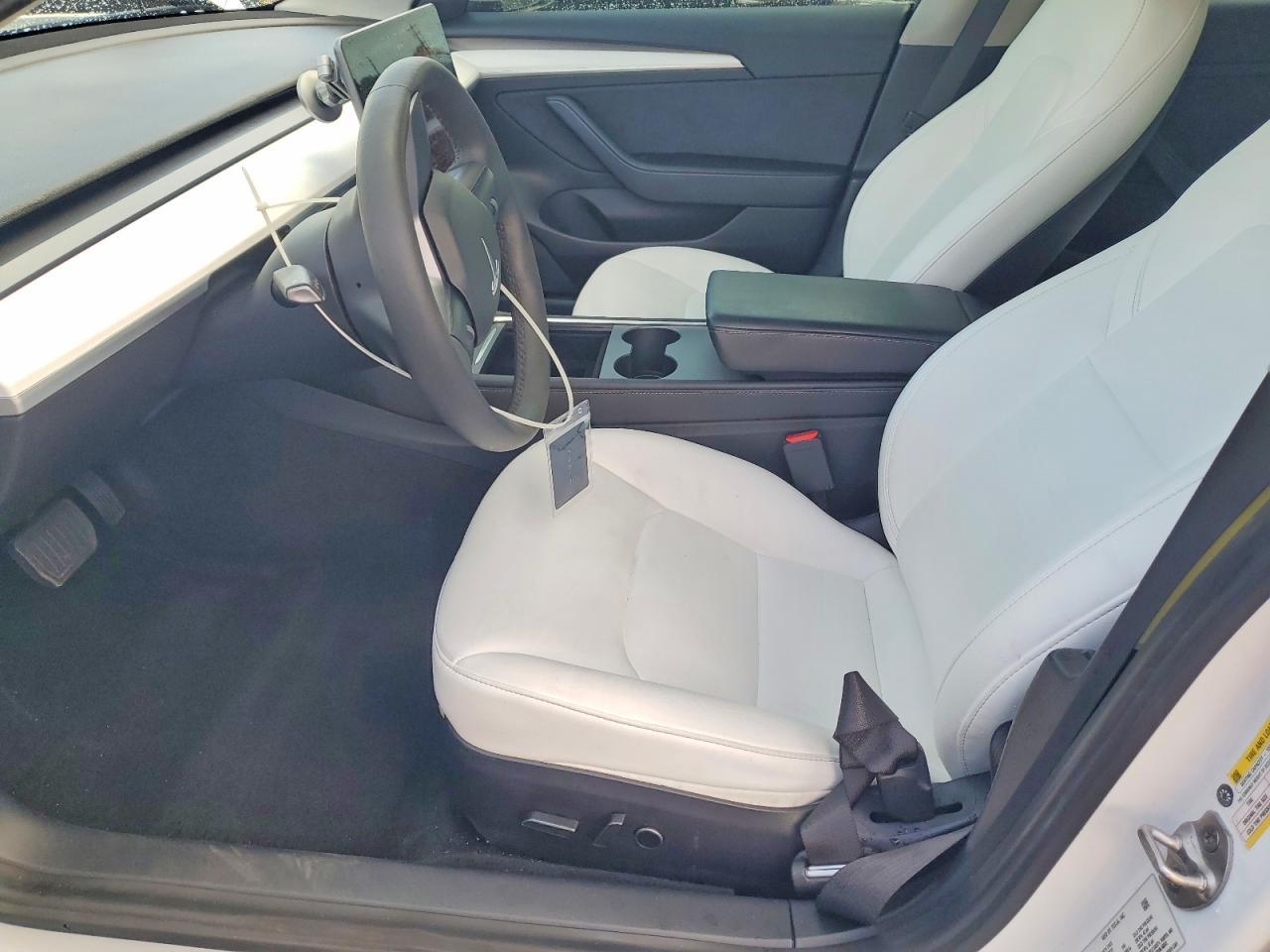 2021 Tesla Model 3 - Фото 7