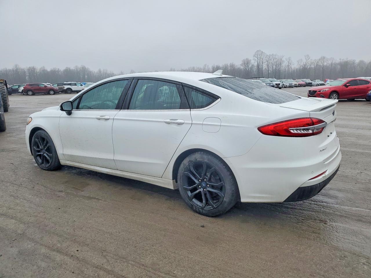 2019 Ford Fusion Se - Фото 2