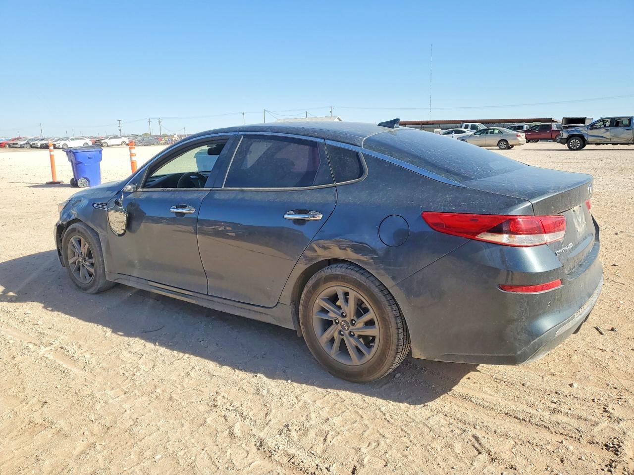 2020 Kia Optima - Image 2