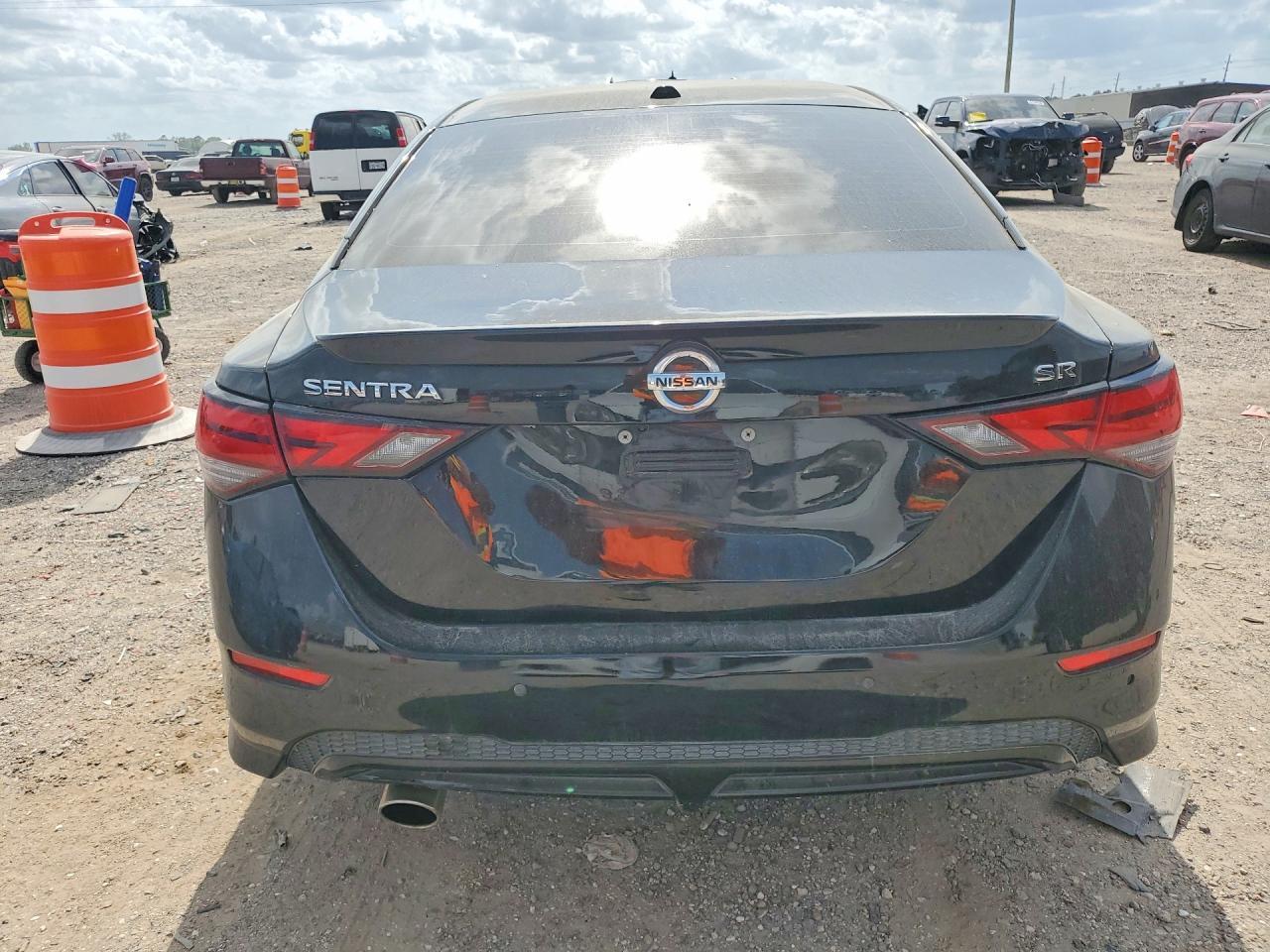 2022 Nissan Sentra Sr - Фото 6