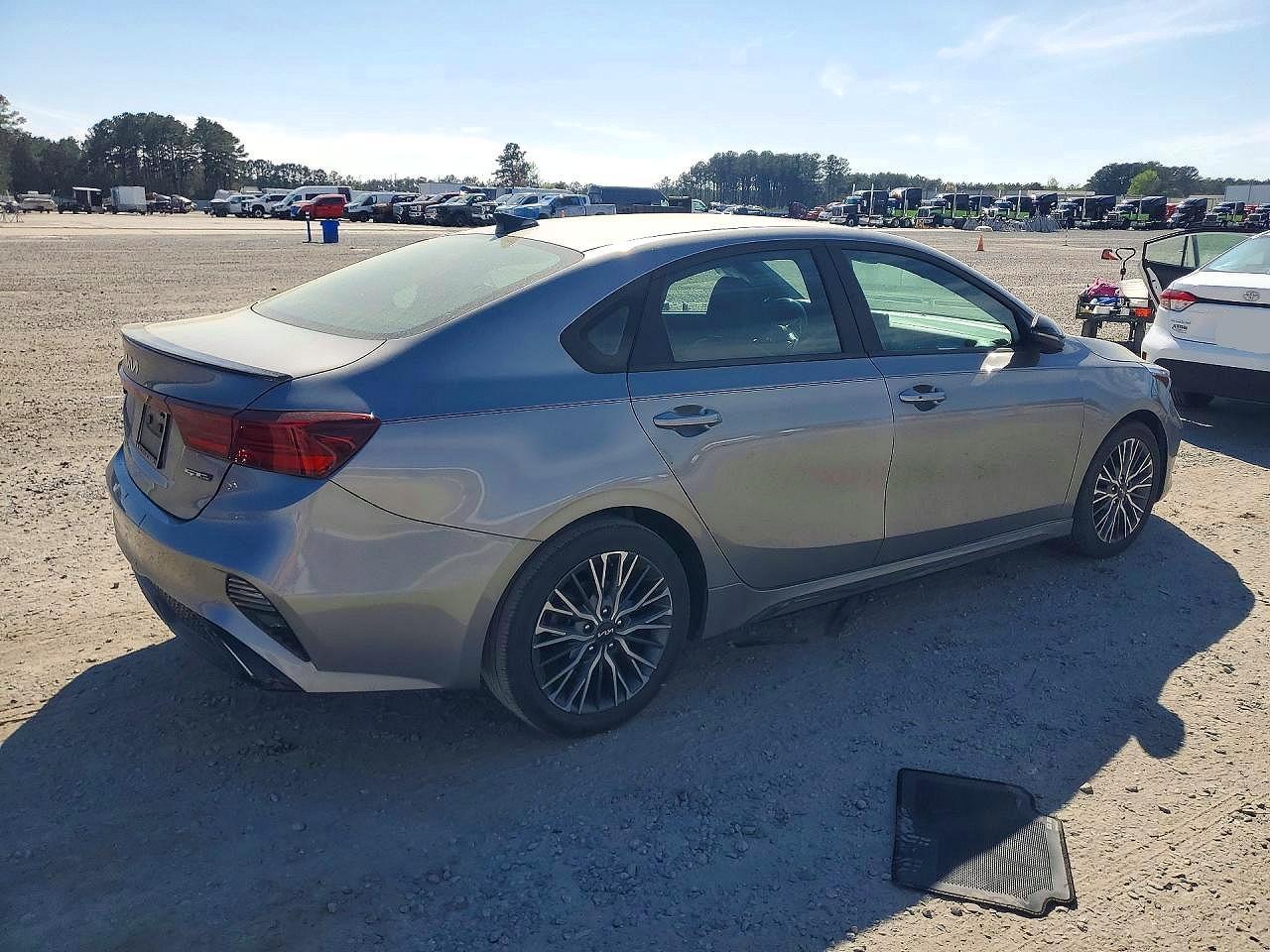 2023 Kia Forte Gt-Line - Фото 3