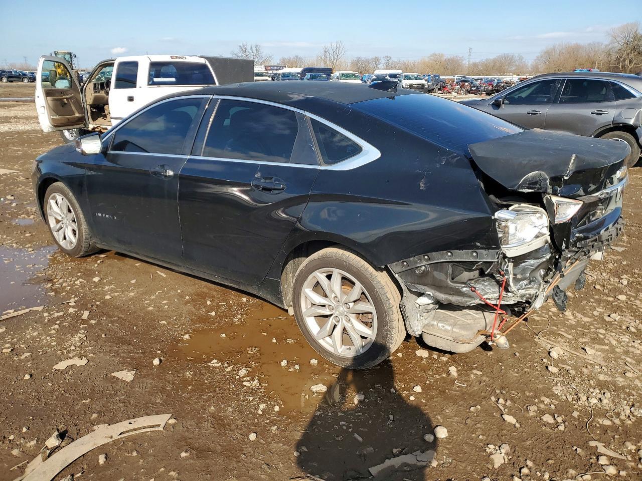 2017 Chevrolet Impala Lt - Image 2