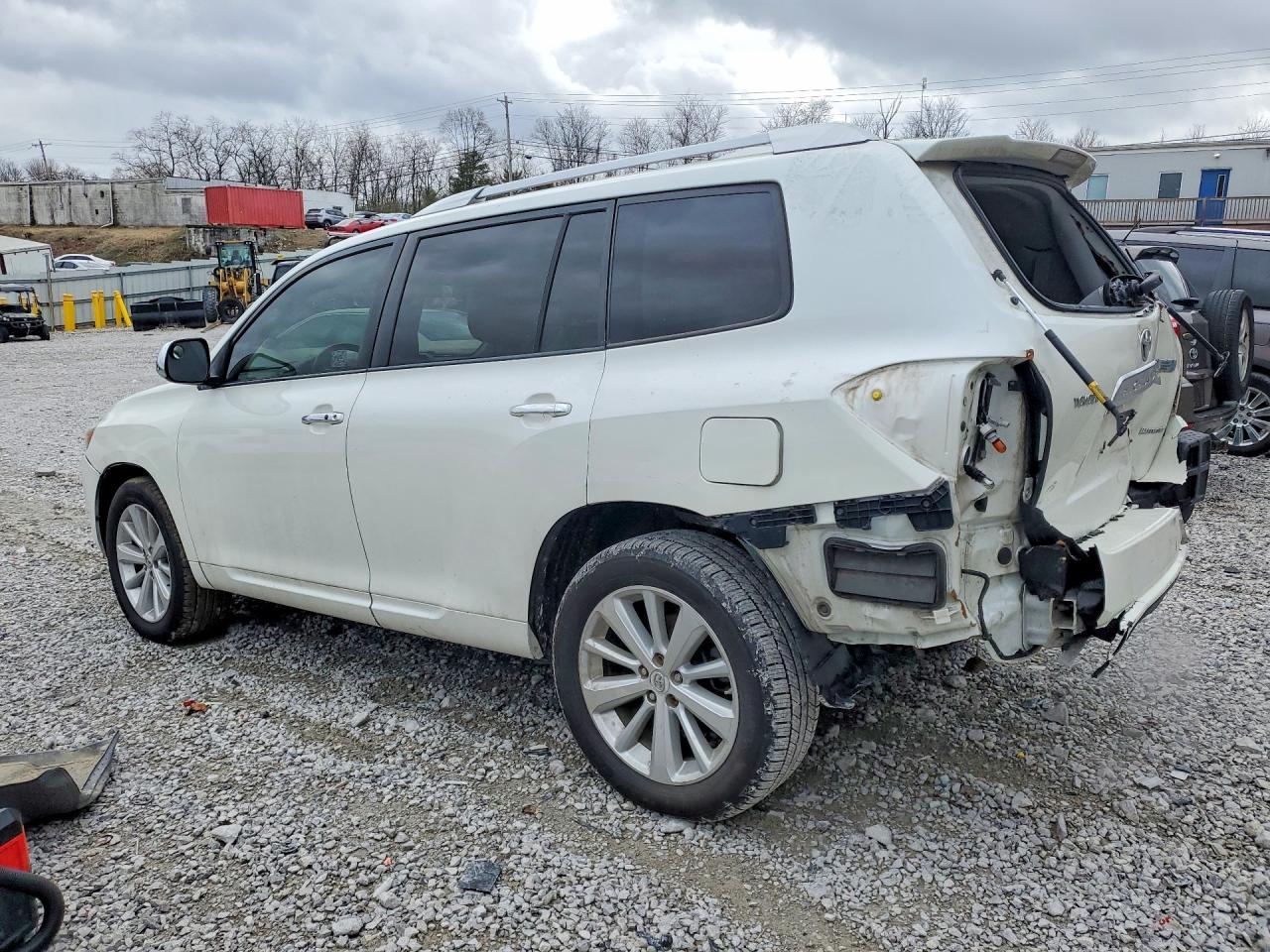 2008 Toyota Highlander Hybrid Limited - Image 2