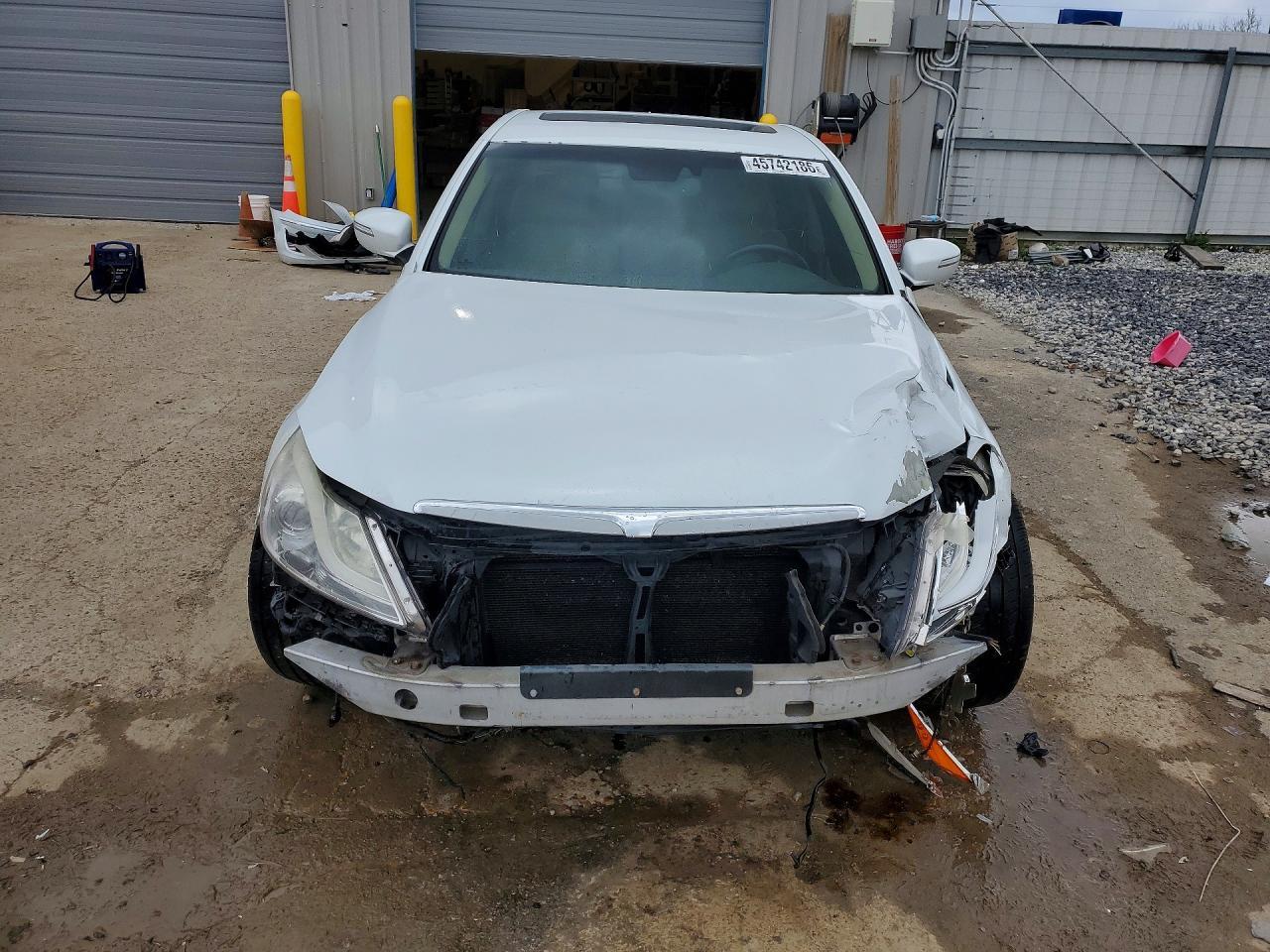 2012 Hyundai Genesis 3.8L V6 - Image 5