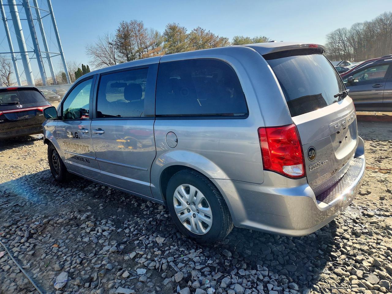 2016 Dodge Grand Caravan Se - Image 2