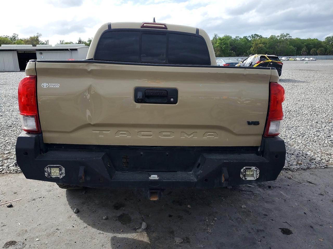 2016 Toyota Tacoma Trd Off-Road - Image 6