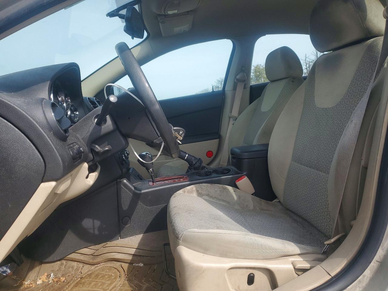2009 Pontiac G6 - Image 7