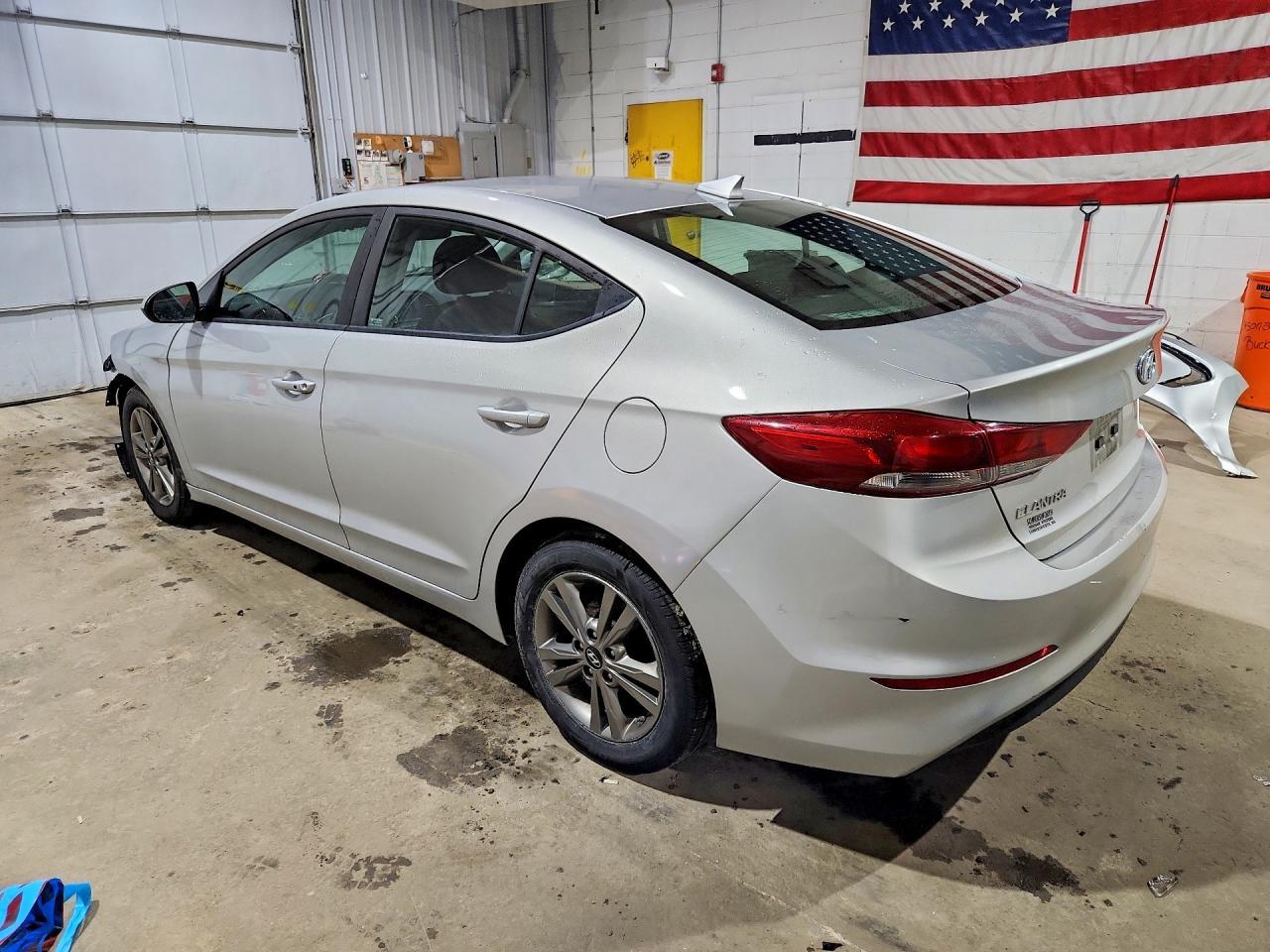 2018 Hyundai Elantra Value Edition - Фото 2