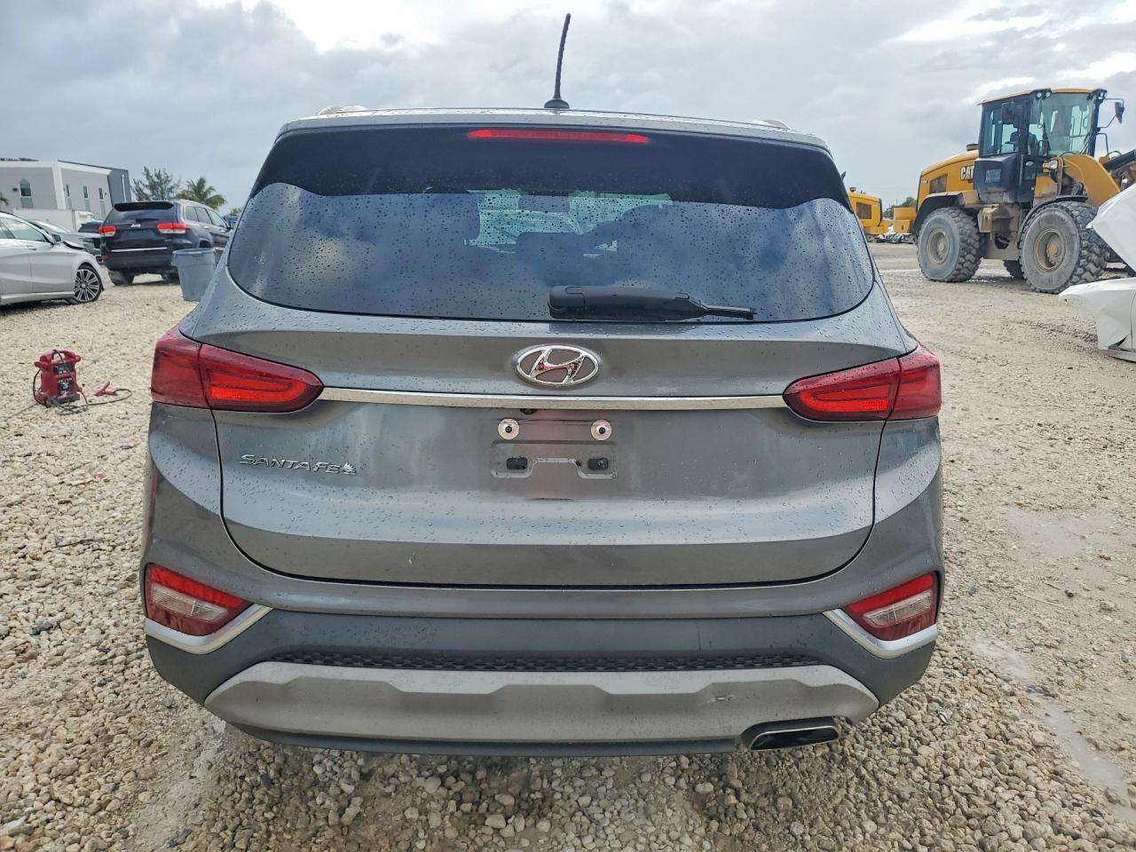 2020 Hyundai Santa Fe Se - Фото 6