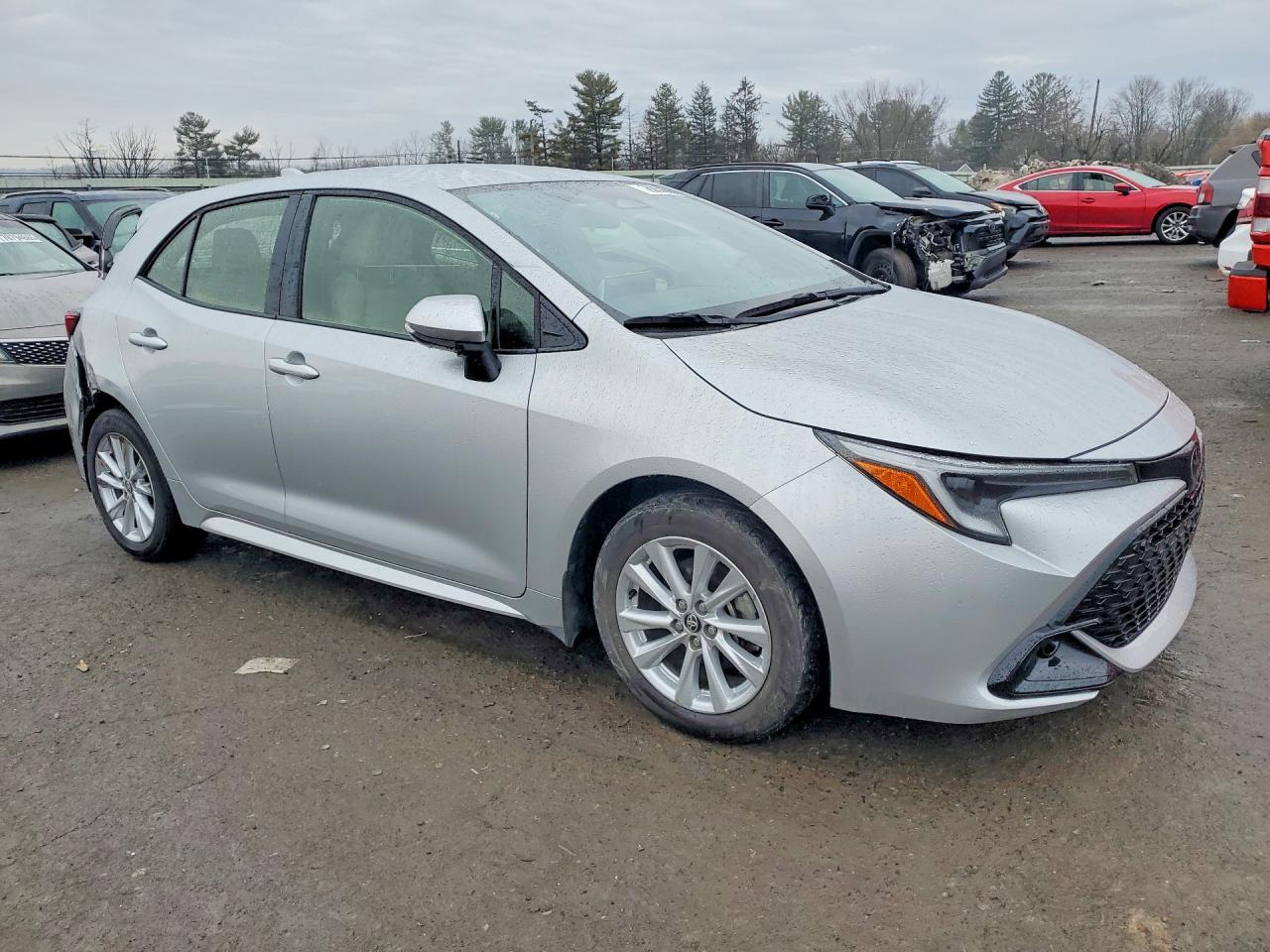 2024 Toyota Corolla Hatchback Se - Фото 4