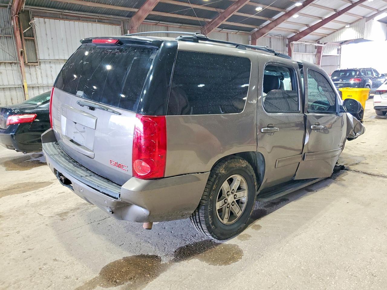 2014 GMC Yukon Slt - Фото 3