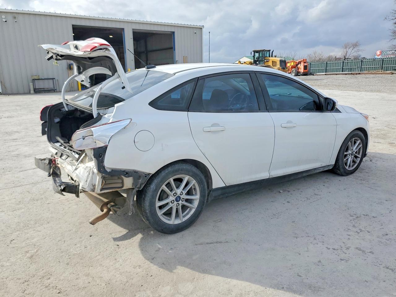 2017 Ford Focus Se - Фото 3