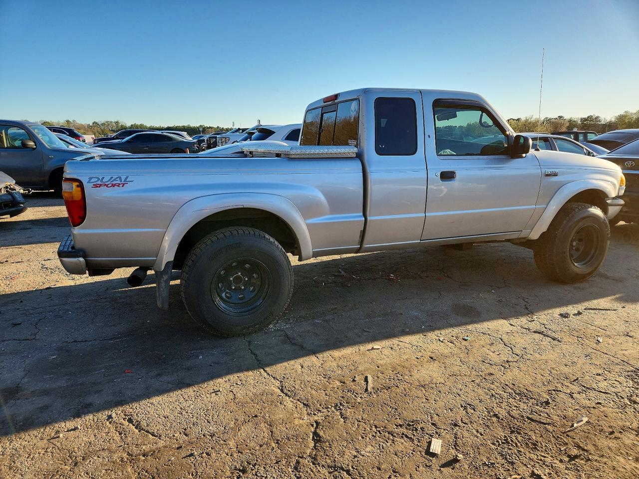 2004 Mazda B3000 Cab Plus - Фото 3
