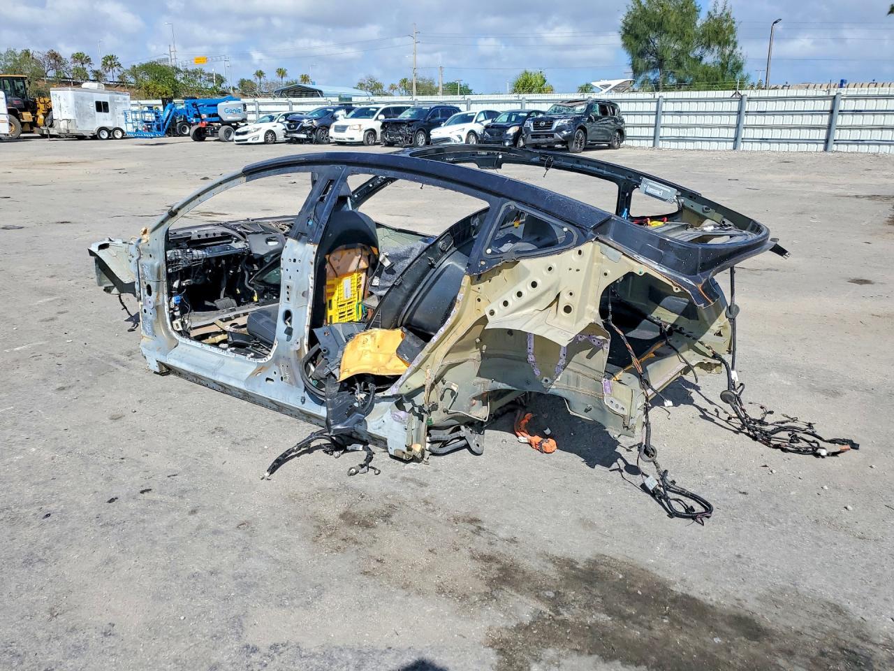 2018 Tesla Model 3 - Фото 2